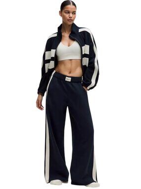 NWOT Lululemon Women's Steady State Oversized Track Pant Stripe
